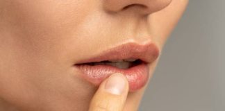 How to Get Rid of Blackheads on Lips? how to get rid of blackheads on lips