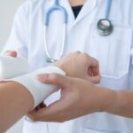 Cut Wrists– An Abnormal Pain Response Cut Wrists