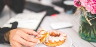 10 Foods You Should Never Eat 10 Foods You Should Never Eat