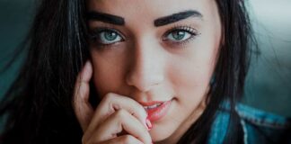 What Are The Best Essential Oils For Glowing Skin? Glowing Skin